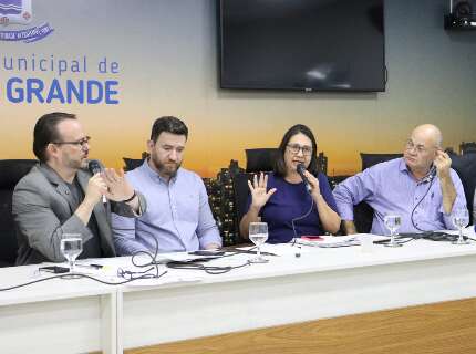 Contrato n&atilde;o prev&ecirc; multa por &ocirc;nibus lotado, diz diretor da Agetran