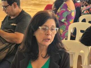 Trabalhadores com mais de 50 anos persistem em feira de emprego com mil vagas