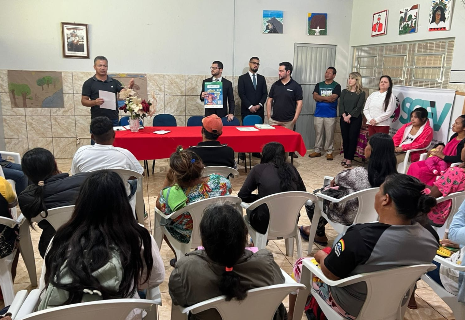 Certid&otilde;es de nascimento s&atilde;o entregues a 165 ind&iacute;genas de Caarap&oacute;