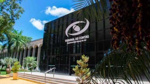 Volta de conselheiro fecha capítulo e deputados esperam vaga de aposentadoria