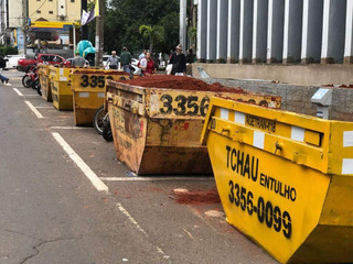Projeto que libera an&uacute;ncios em ca&ccedil;amba &eacute; vetado por risco ao tr&acirc;nsito