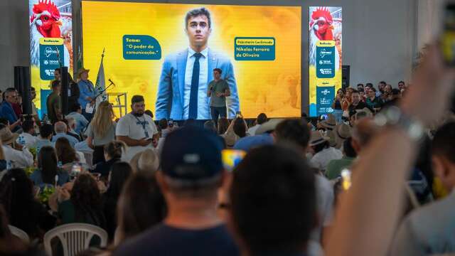 Com participa&ccedil;&atilde;o de Bolsonaro, Nikolas Ferreira fala de comunica&ccedil;&atilde;o em MS