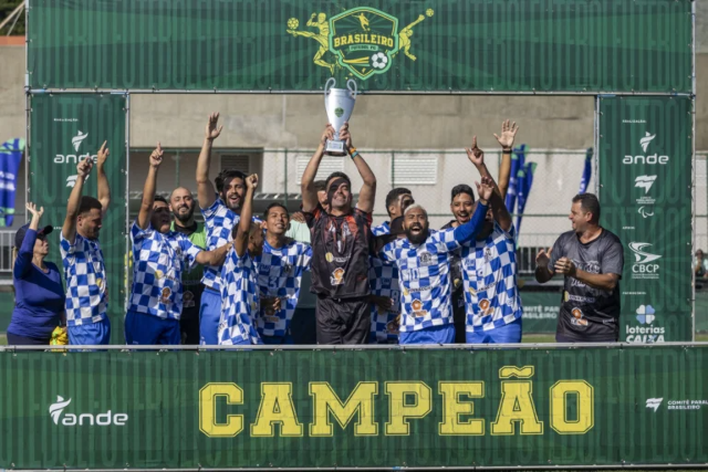 Time de MS bate Vasco nos p&ecirc;naltis e conquista o t&iacute;tulo do Brasileir&atilde;o
