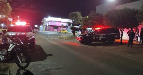 V&iacute;deo mostra execu&ccedil;&atilde;o de rapaz em conveni&ecirc;ncia