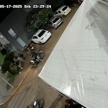 V&iacute;deo mostra execu&ccedil;&atilde;o de rapaz em conveni&ecirc;ncia