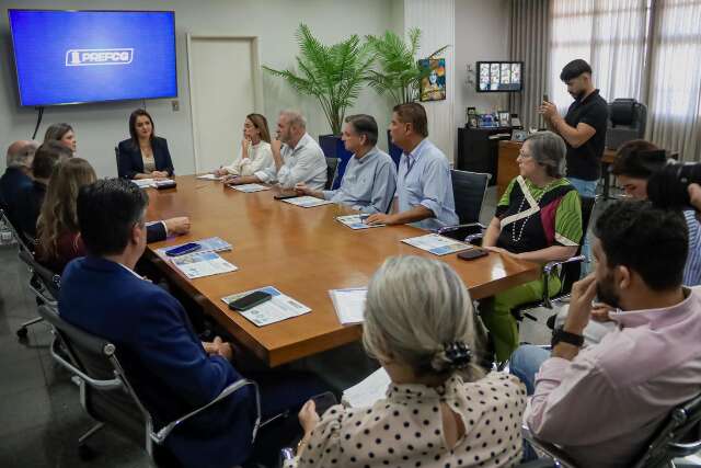 Adriane re&uacute;ne bancada federal para discutir emendas para Campo Grande em 2026
