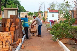Coveiro e engenheiro estão entre as vagas de trabalho desta terça