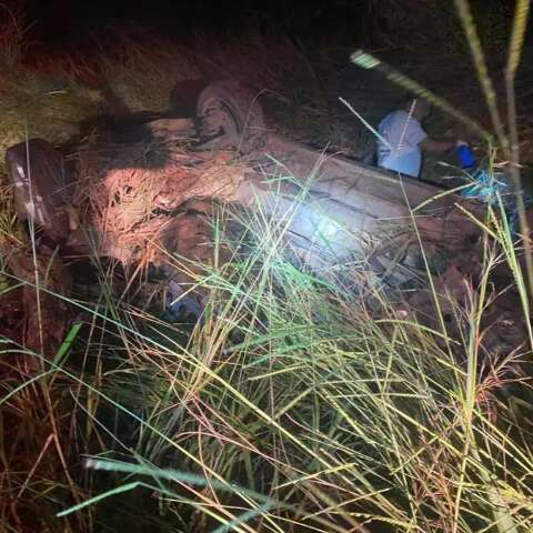 Homem que morreu em batida com carreta havia agredido ex-esposa minutos antes  