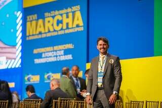 Lula anuncia linha de crédito para reforma de casas durante Marcha dos Prefeitos Lula anuncia linha de crédito para reforma de casas durante Marcha dos Prefeitos