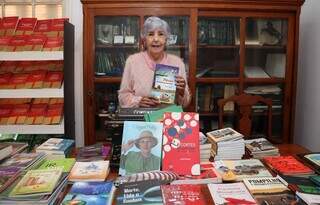 H&aacute; 14 anos, Vera conta lenda da coruja em &aacute;rvore de casa hist&oacute;rica