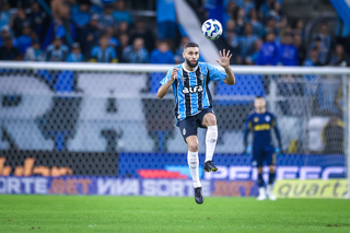 S&atilde;o Paulo avan&ccedil;a e Gr&ecirc;mio cai na Copa do Brasil em noite de contrastes