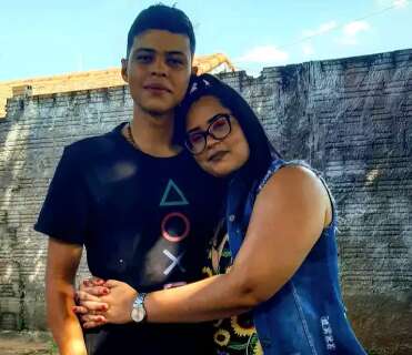 &quot;Tentava vencer a depress&atilde;o h&aacute; 5 anos&quot;, diz irm&atilde;o de jovem que morreu queimada
