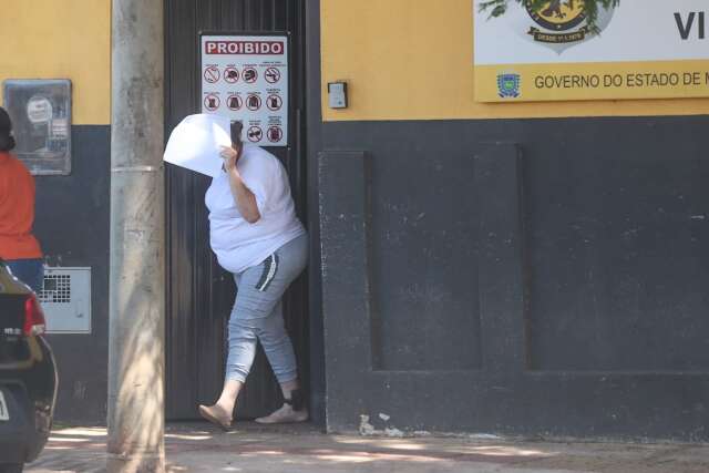Ex-servidora que recebeu propina em estacionamento volta a ser alvo da PF