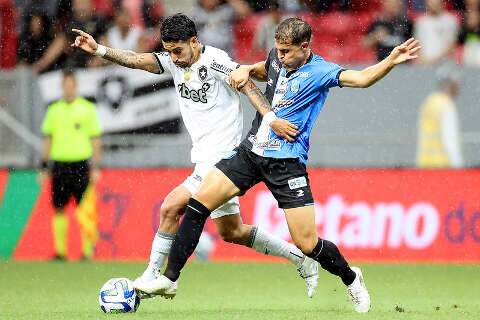Santos &eacute; eliminado nos p&ecirc;naltis e Botafogo segue na Copa do Brasil