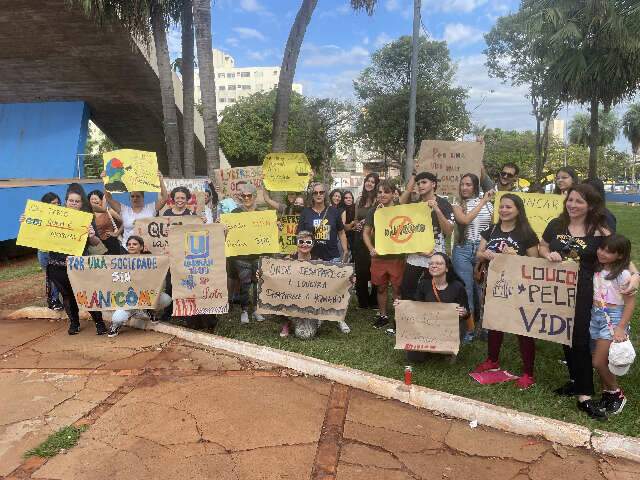 Contra retrocessos, Caminhada da Luta Antimanicomial acontece nesta sexta