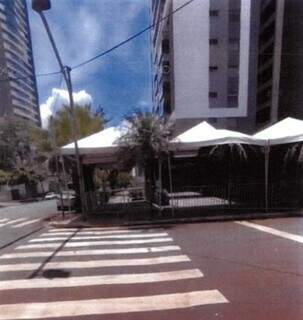 Som alto provoca guerra entre delegada, moradores de pr&eacute;dio e bar na Capital