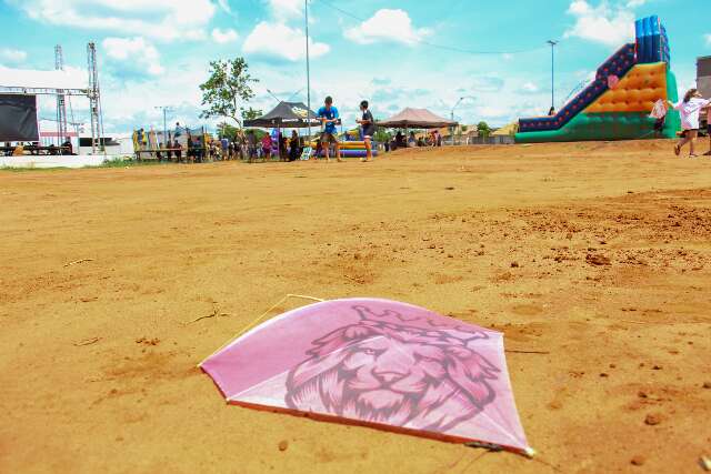 MS sanciona lei contra abuso infantil com foco em pedidos de ajuda discretos