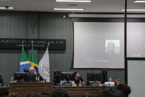 Homem que arrastou policial por 1 quil&ocirc;metro diz que n&atilde;o sabia de atropelamento