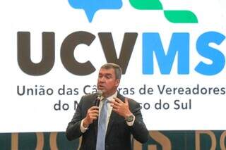 Diretoria da Uni&atilde;o das C&acirc;maras assume com foco em d&iacute;vida e aumentar filiados