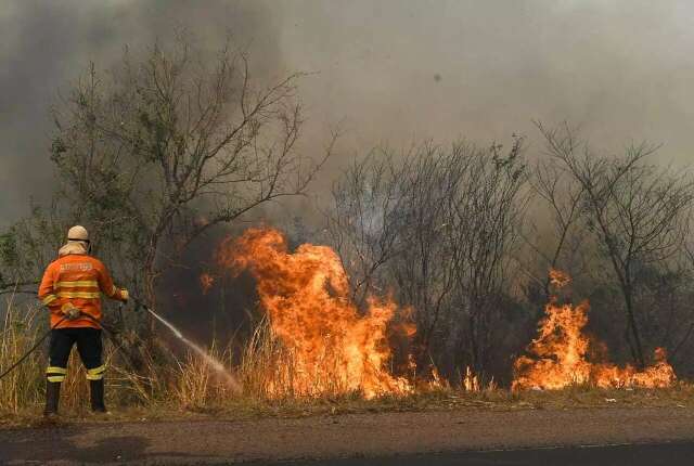 Contra lista de risco de inc&ecirc;ndio, entidades defendem produtores e rebatem Ibama