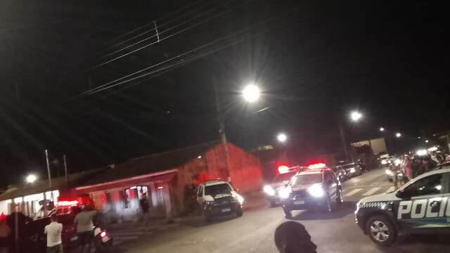 PM aposentado e neto s&atilde;o executados a tiros dentro de casa 