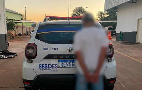 &quot;Pode chamar a pol&iacute;cia&quot;: homem &eacute; preso ao tentar estuprar adolescentes em &ocirc;nibus