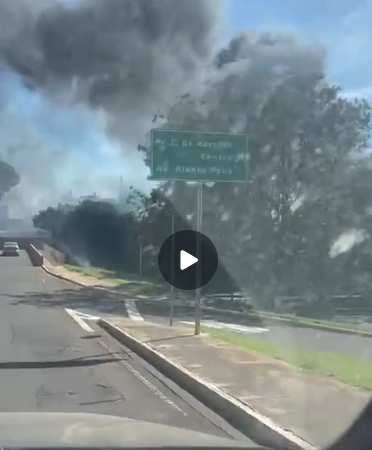 Inc&ecirc;ndio atinge terreno baldio e gera fuma&ccedil;a na regi&atilde;o do Semin&aacute;rio