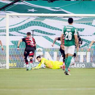 Palmeiras perde p&ecirc;nalti e Flamengo vence no Allianz Parque 