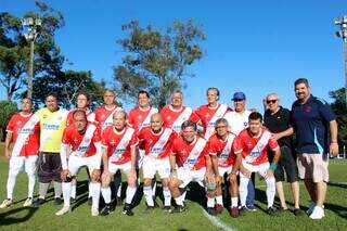 Homenageado, ex-presidente do R&aacute;dio Clube revive 35 anos de futebol e hist&oacute;rias