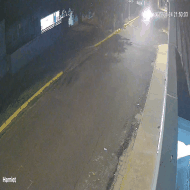 Motorista perde controle de carro e colide contra poste no Estrela do Sul