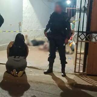 Fam&iacute;lia acredita que av&ocirc; e neto foram mortos por engano 