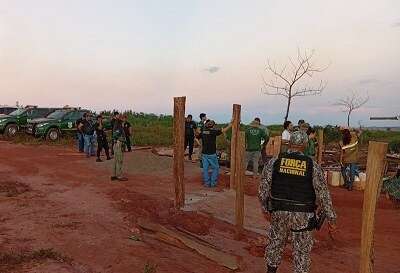 Opera&ccedil;&atilde;o em &aacute;reas ind&iacute;genas encontra agrot&oacute;xico ilegal e desmatamento