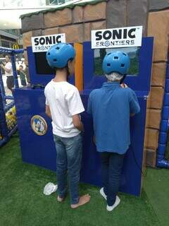 Parque do Sonic tem de escalada à piscina de bolinhas gigantes Parque do Sonic tem de escalada à piscina de bolinhas gigantes