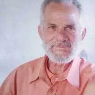 Fam&iacute;lia procura por idoso com Alzheimer desaparecido desde a madrugada
