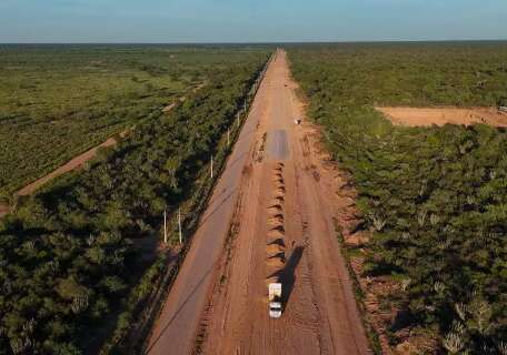 Obras da Rota Bioce&acirc;nica s&atilde;o retomadas no Paraguai ap&oacute;s paralisa&ccedil;&atilde;o por chuvas