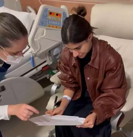 Deputada Camila Jara comemora remo&ccedil;&atilde;o completa do c&acirc;ncer ap&oacute;s cirurgias