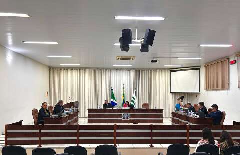 MP investiga uso irregular de comissionados na C&acirc;mara de Brasil&acirc;ndia
