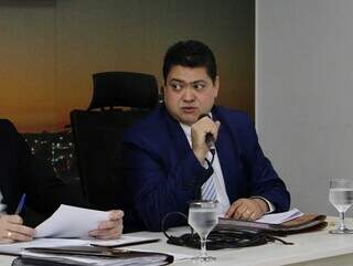 Vereador questiona perdão de multas ao Consórcio e cobra explicações da Agereg Vereador questiona perdão de multas ao Consórcio e cobra explicações da Agereg