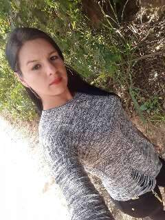 Mulher morre ap&oacute;s atear fogo no pr&oacute;prio corpo durante &#039;prova de amor&#039; 