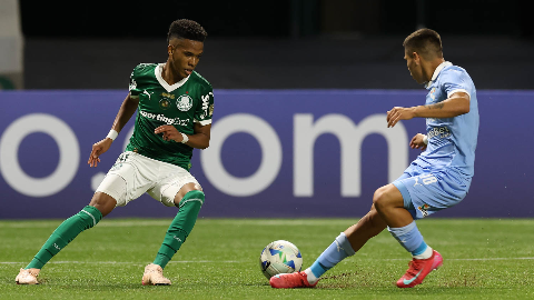 Palmeiras faz 6, Flamengo vence com sufoco e Inter bate Bahia