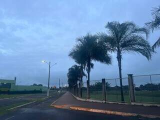 Chuva marca in&iacute;cio da virada no tempo em Campo Grande e no interior