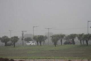 Nevoeiro encobre Capital e temperatura deve continuar em queda chegando aos 9ºC Nevoeiro encobre Capital e temperatura deve continuar em queda chegando aos 9ºC