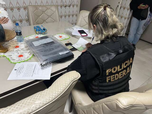 PF prende traficantes que usam aeronaves para levar coca&iacute;na da fronteira