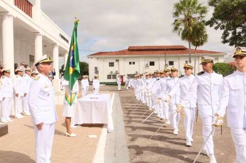 Com sal&aacute;rio de R$ 2,6 mil, Marinha lan&ccedil;a edital de concurso com 400 vagas 