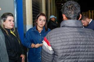 Moradores de rua e pets ganham ponto de apoio em meio a frente fria Moradores de rua e pets ganham ponto de apoio em meio a frente fria