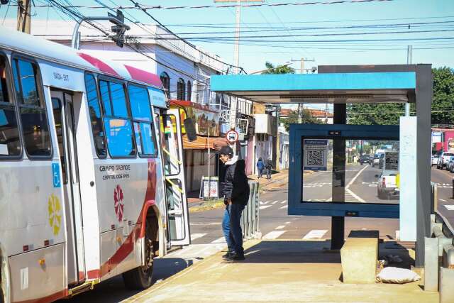 H&aacute; 16 anos, promessa de 70 km de corredores de &ocirc;nibus patina e divide opini&otilde;es