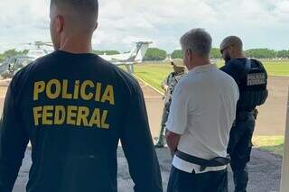 Para especialistas, PCC pode "mexicanizar" fronteira abandonada à própria sorte Para especialistas, PCC pode "mexicanizar" fronteira abandonada à própria sorte