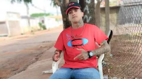 Preso por assassinar av&ocirc; e neto diz que se entregou ap&oacute;s receber amea&ccedil;a de morte