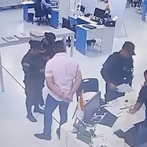 Para especialistas, PCC pode &quot;mexicanizar&quot; fronteira abandonada &agrave; pr&oacute;pria sorte