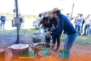 Expedi&ccedil;&atilde;o pelo Pantanal conhece a for&ccedil;a e integra&ccedil;&atilde;o da pecu&aacute;ria e ecoturismo
